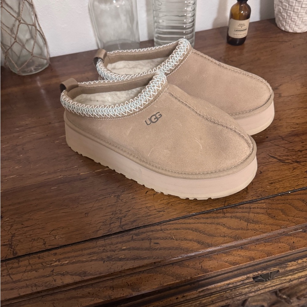 UGG Tan Slip-On Platform Shoes - Picture 2 of 4